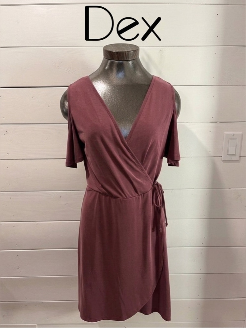 Cold Shoulder Wrap Dress - Dex size M
